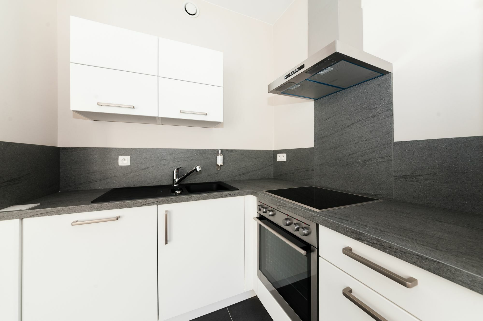 Smartflats Design - Opera Apartment Liege Bagian luar foto